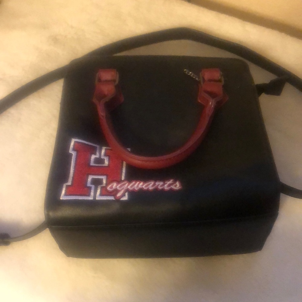 Harry Potter Hogwarts purse p2168